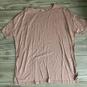 Old Navy Active Fit shirt